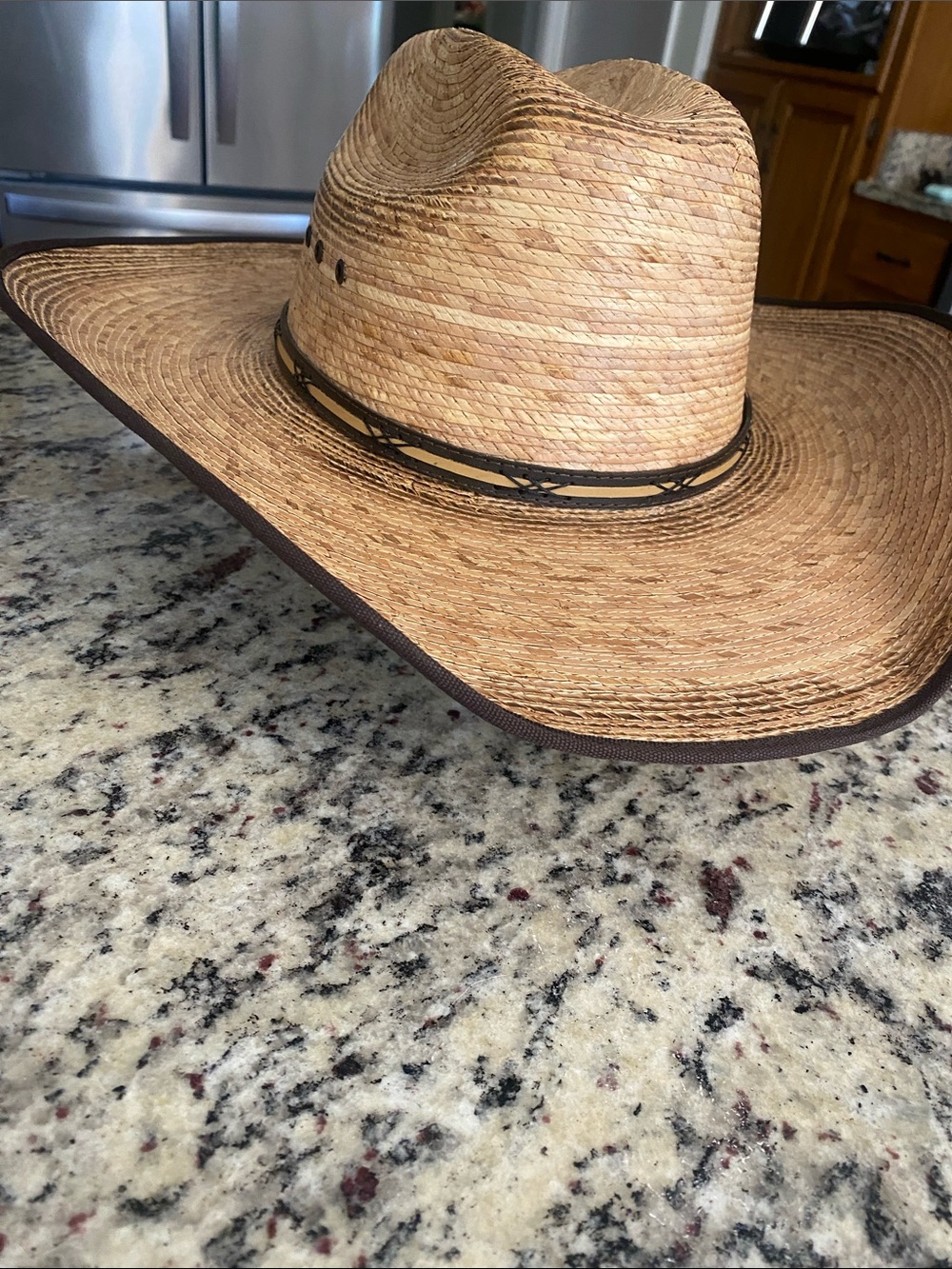 Jason Aldean  bamboo cowboy hat